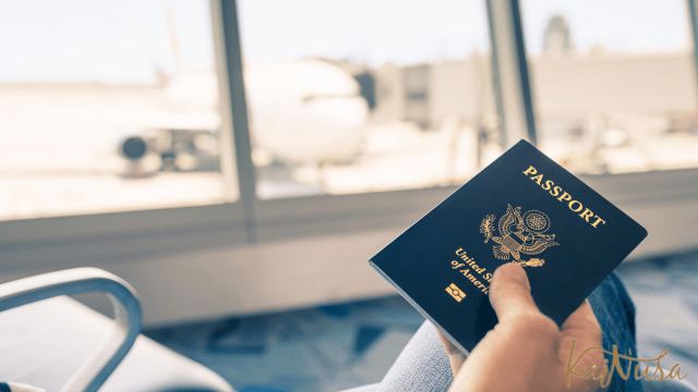 5 Ciri Paspor Rusak Bisa Bikin Gagal Traveling